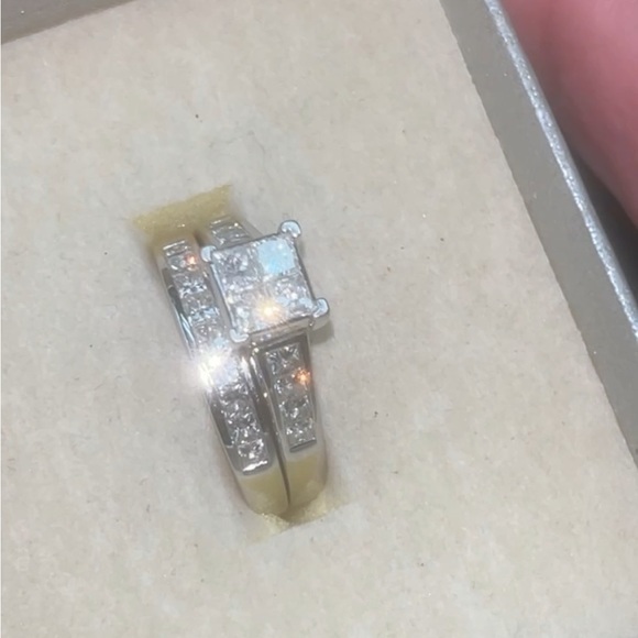 See pictures. Located in SA. SERIOUS INQUIRIES ONLY! Need gone ASAP. - Picture 3 of 7